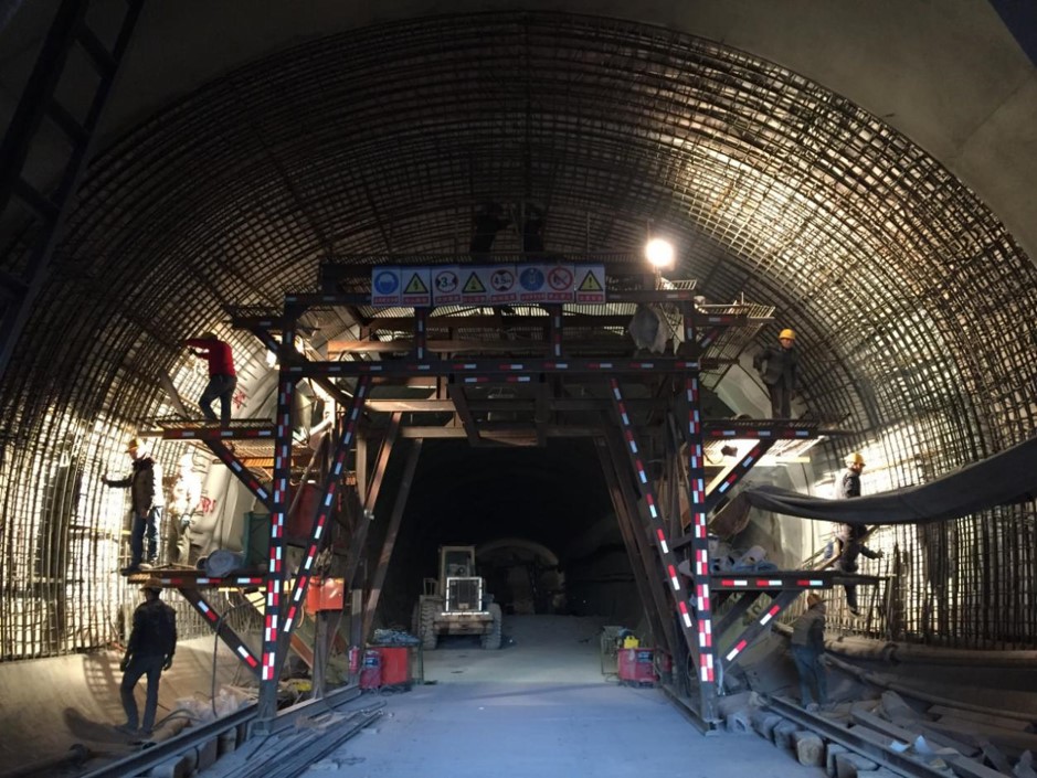 重庆市轨道交通四号线太平冲站至唐家沱站暗挖段施工