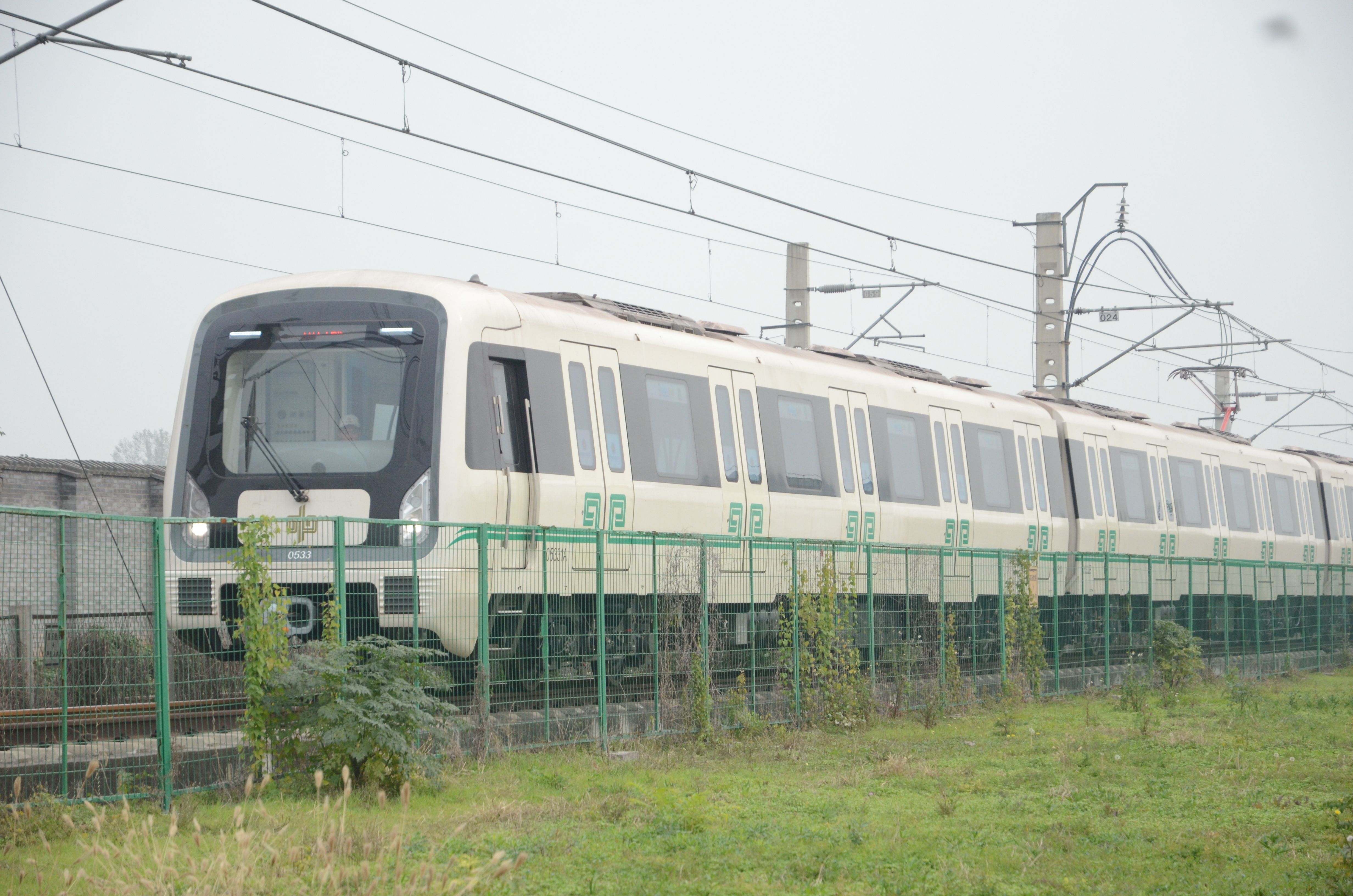 郑州市轨道交通5号线一期工程车辆