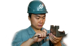 Peng HongJun won the National skills Competition Gold award