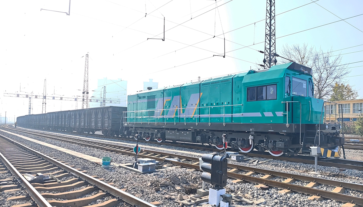 中车戚墅堰公司系列化新能源机车进入“考期”