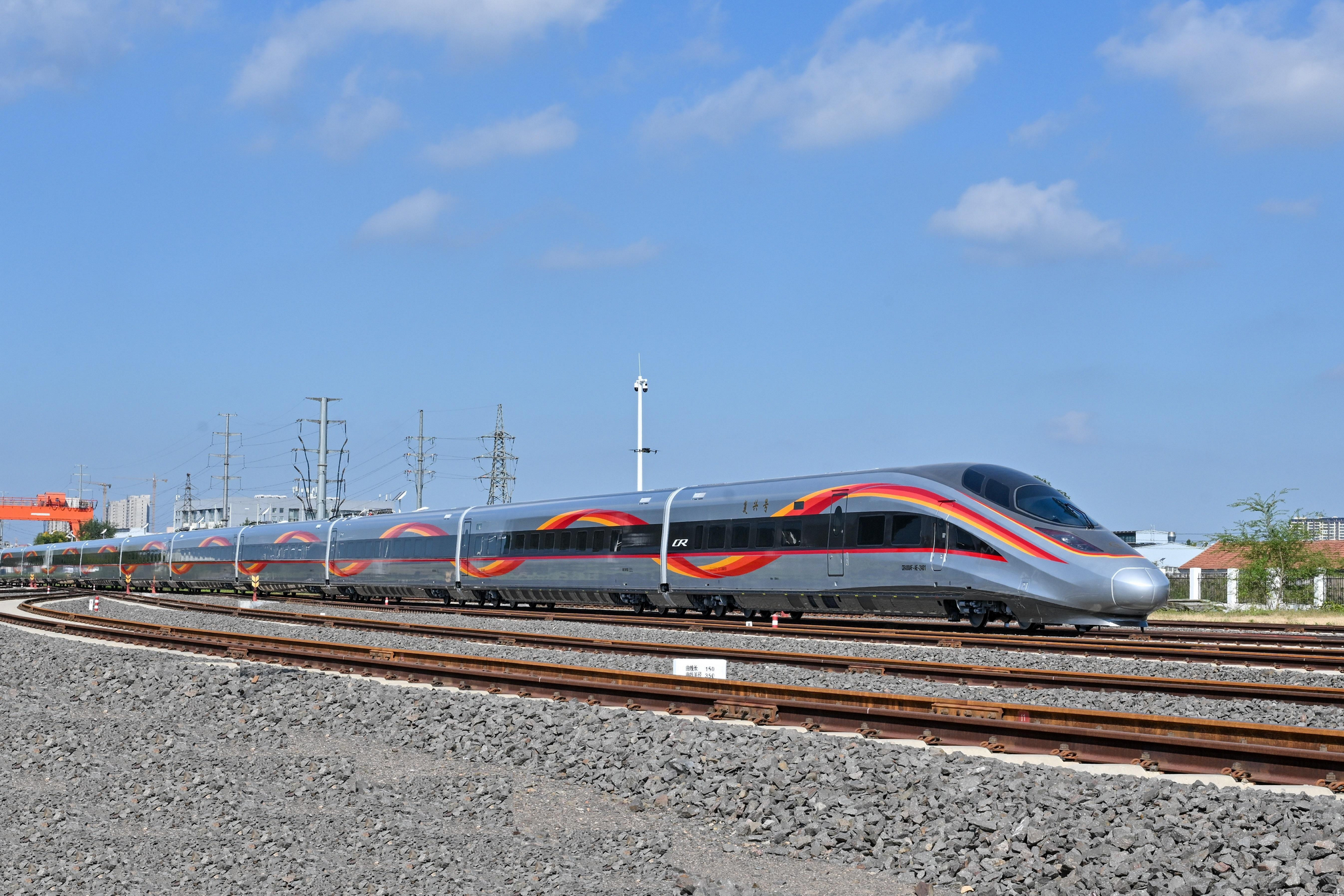 时速350公里复兴号CR400AF-AE智能动卧列车